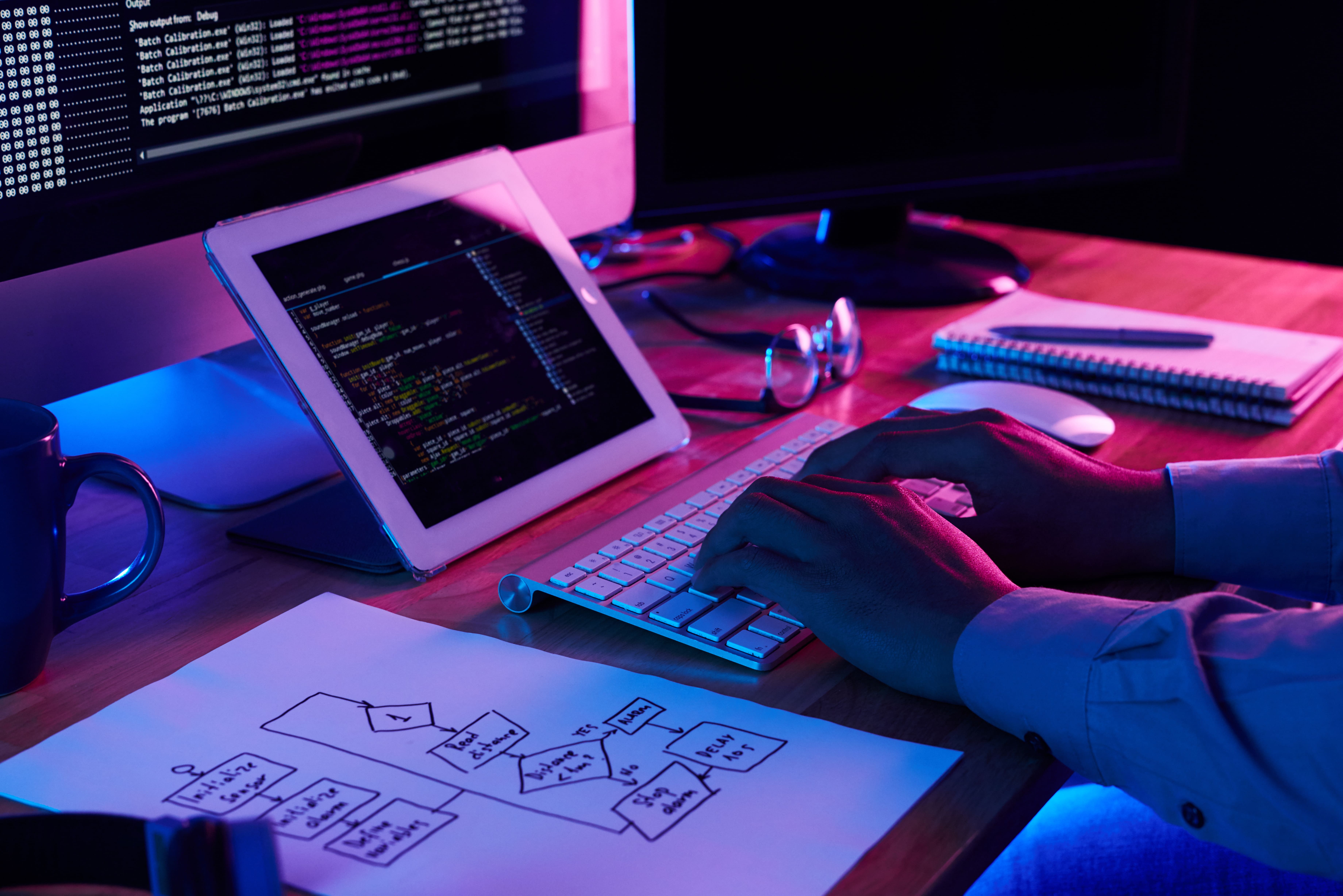 MODX против WordPress: что лучше для бизнеса в 2025 году?